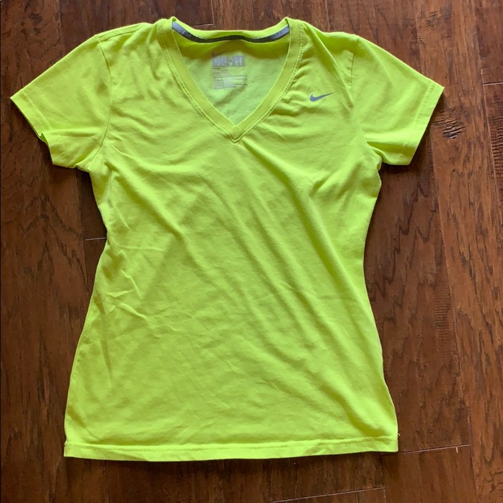 Nike T-shirt